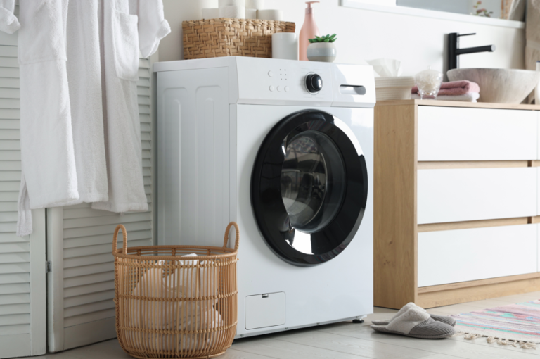 Ist es normal, dass eine Waschmaschine während des Waschens stoppt