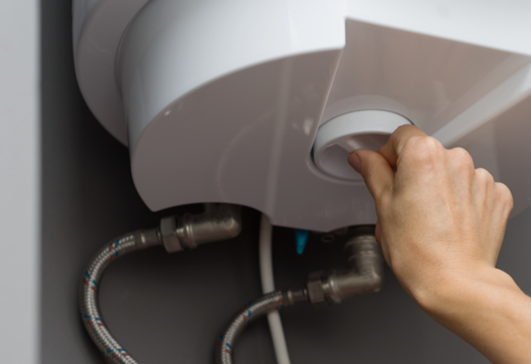 Warum zischt oder pfeift der Boiler