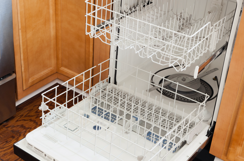 Wie oft sollte man den Geschirrspüler reinigen