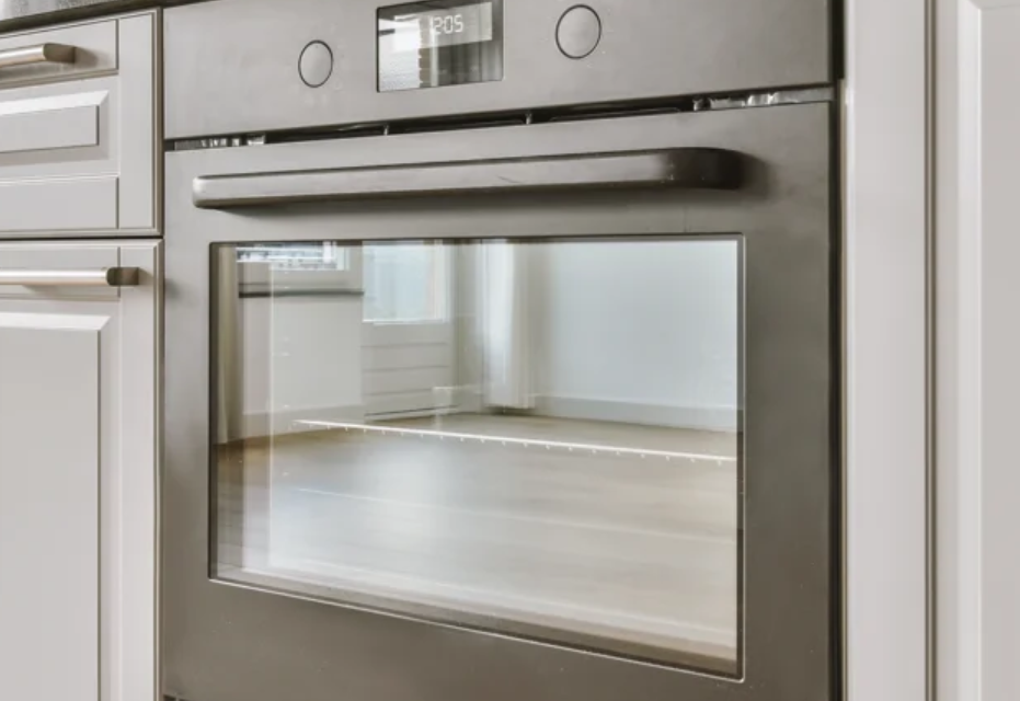 Herd und Backofen – Sicherheit, technische Defekte und kritische Betriebszustände