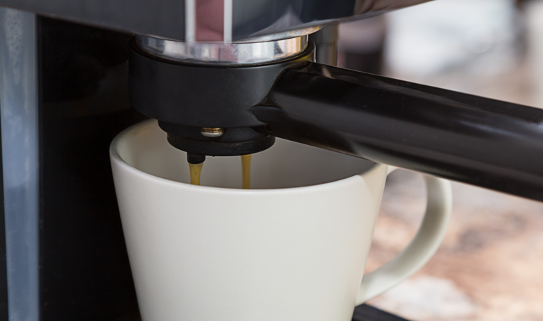 Kaffeevollautomat gibt Kaffee nur tropfenweise aus