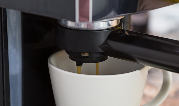 Kaffeevollautomat meldet „Brühgruppe blockiert“