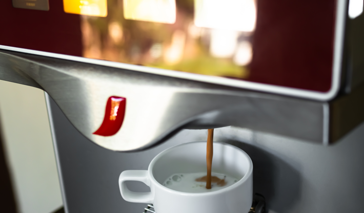 Kaffeevollautomat riecht verbrannt