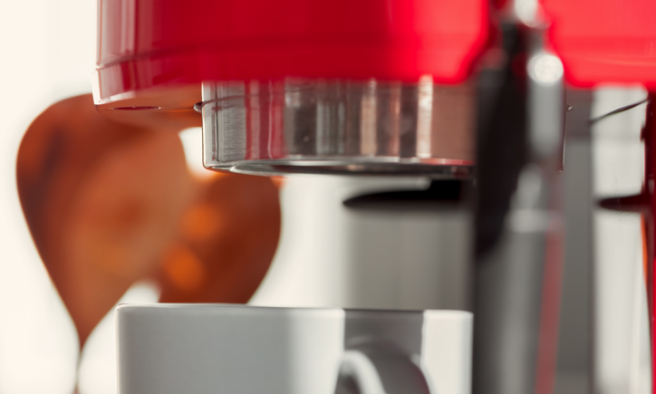 Kaffeevollautomat zeigt nach der Reinigung weiter „Reinigen“ an