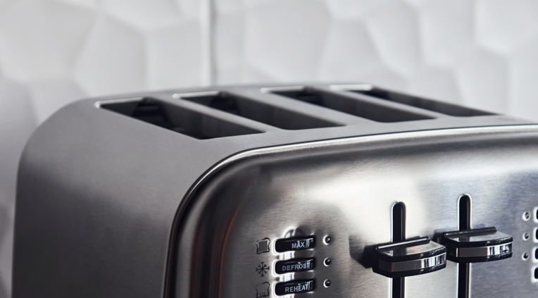 Toaster leuchtet, wird aber nicht heiß